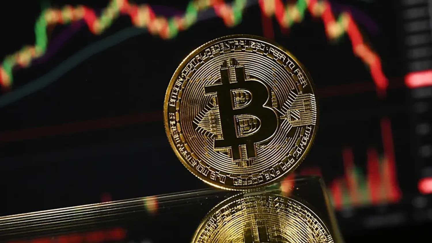 JPMorgan's $900M Tokenized Funds: Ethereum & Solana - image